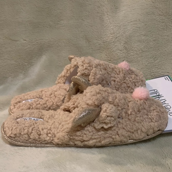 New Fifth &Luxe memory foam fuzzy reindeer slippers XL 10-11 - Picture 3 of 6